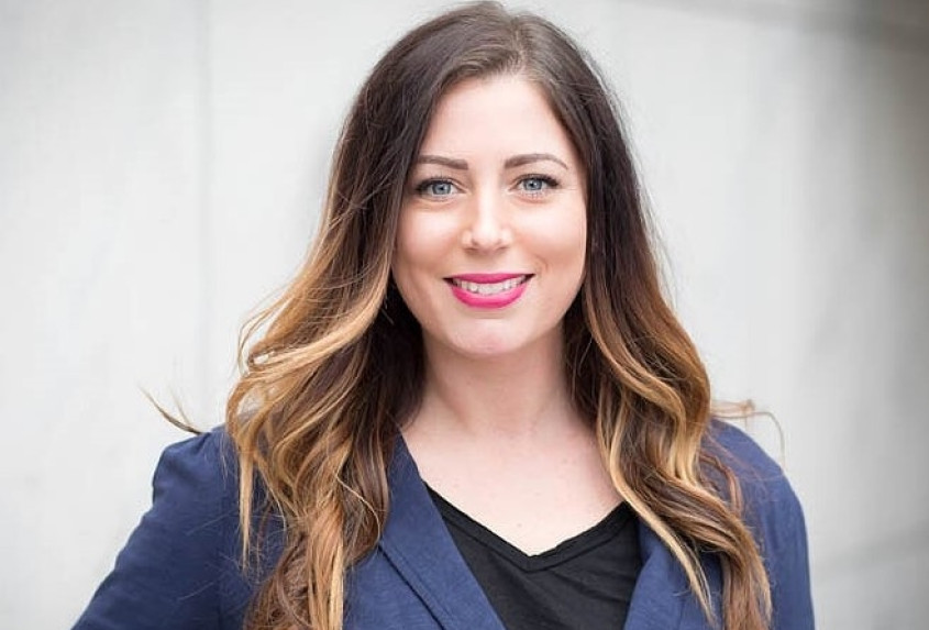 profile-24-laura-ohman-court-reporter-ccr-rpr-laura_new