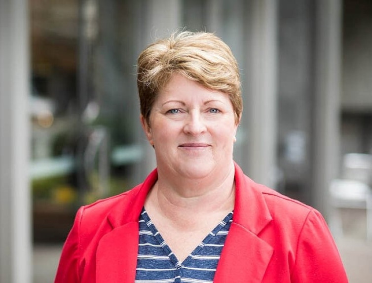 profile-26-kathy-olson-accounting-manager-Kathy_new